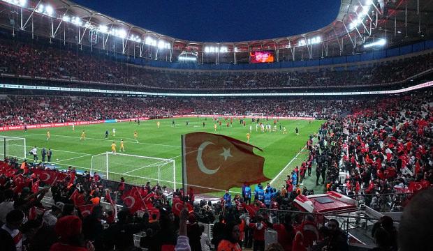 Milli Takım, 1667 g&uuml;n sonra Dolmabah&ccedil;e'de