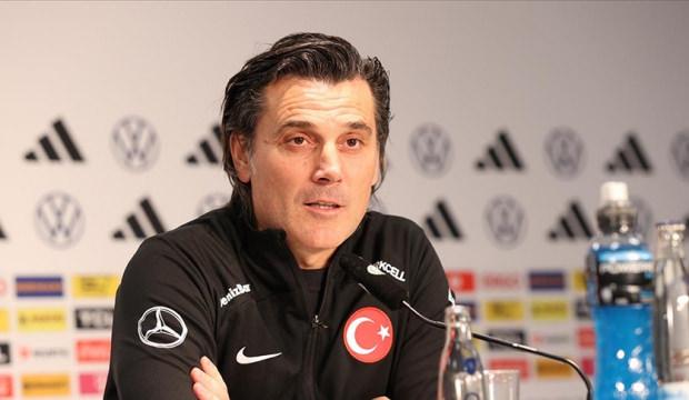 Vincenzo Montella'dan Kosova finali &ouml;ncesi s&uuml;rpriz taktik! İspanya ma&ccedil;ına b&ouml;yle &ccedil;ıkmıştık