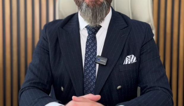 Pendik'te otopark tartışmasında cani komşu kızının g&ouml;z&uuml; &ouml;n&uuml;nde babaya kurşun yağdırdı