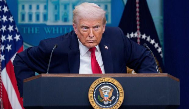 Trump'tan tuhaf 'dini lider' &ccedil;ıkışı: Koltuğu hi&ccedil;biri istemiyor