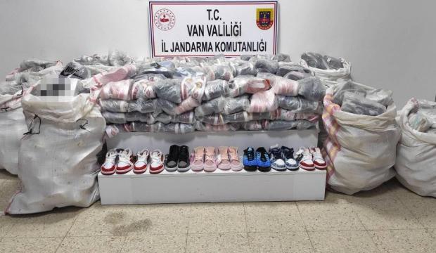 Van'da milyonluk ka&ccedil;ak&ccedil;ılık sevkiyatına jandarma engeli!