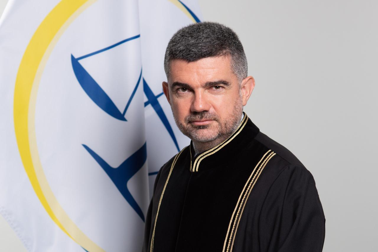 Fransız hakim Nicolas Guillou