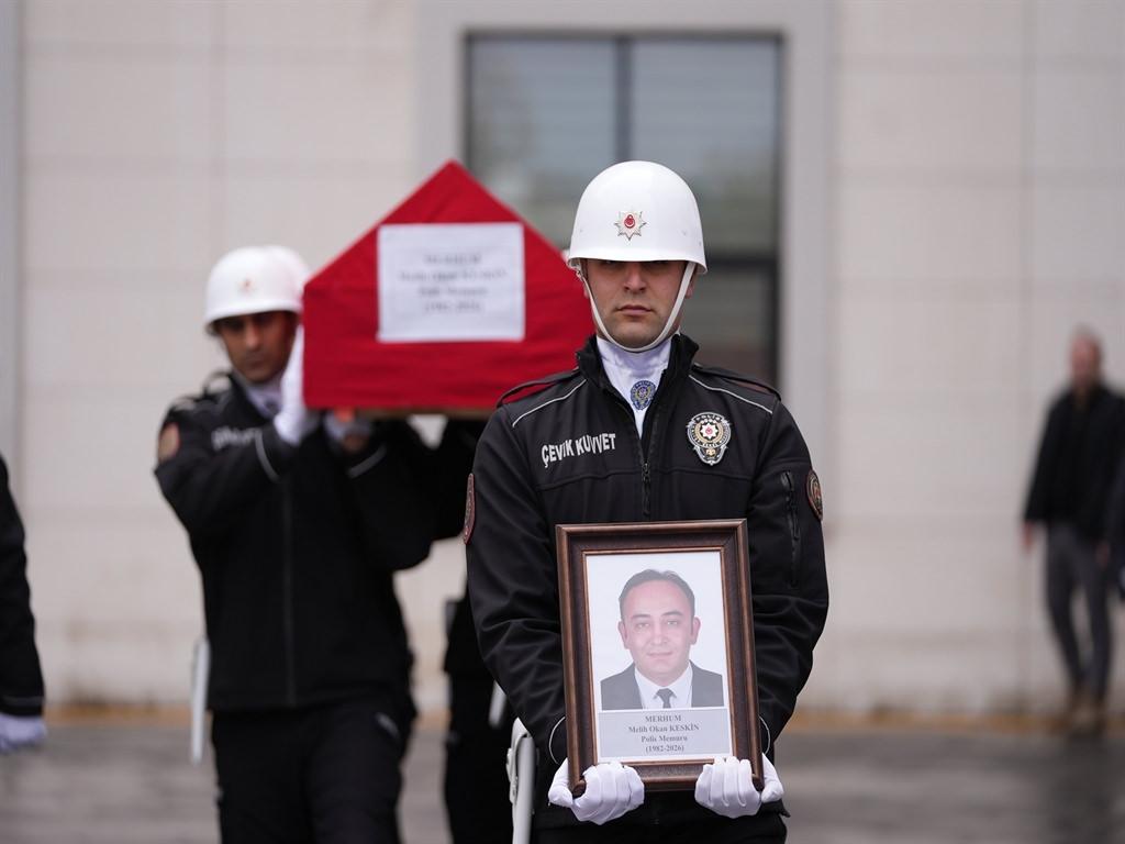 Melih Okan Keskin (44) som yolculuğuna uğurlandı.