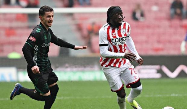 90+3'te penaltı ka&ccedil;tı! Samsunspor 4 goll&uuml; ma&ccedil;ta Konyaspor'a diş ge&ccedil;iremedi