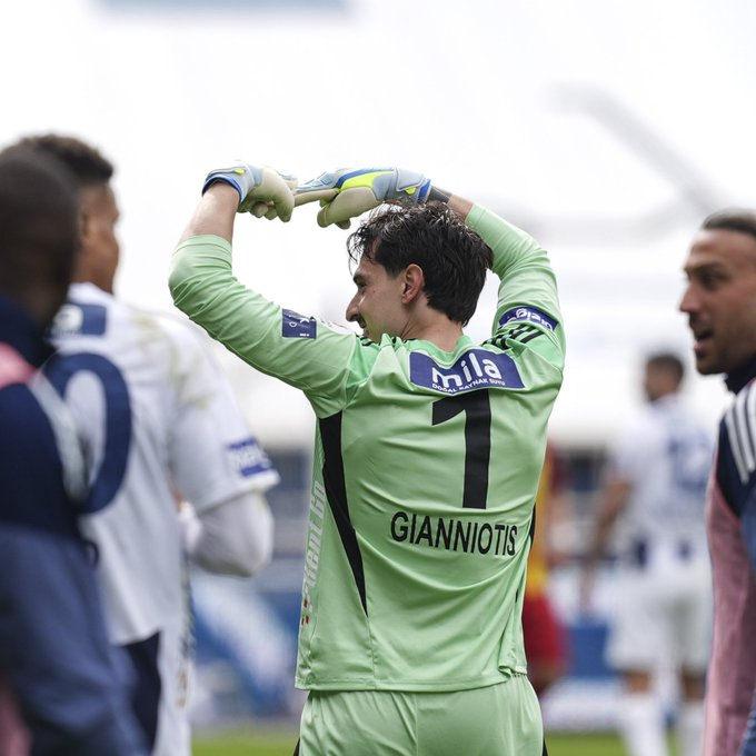 Kasımpaşa'nın ikinci golünü atan kaleci Andreas Gianniotis 