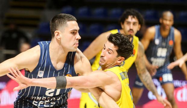 Anadolu Efes Maccabi'ye diş ge&ccedil;iremedi!