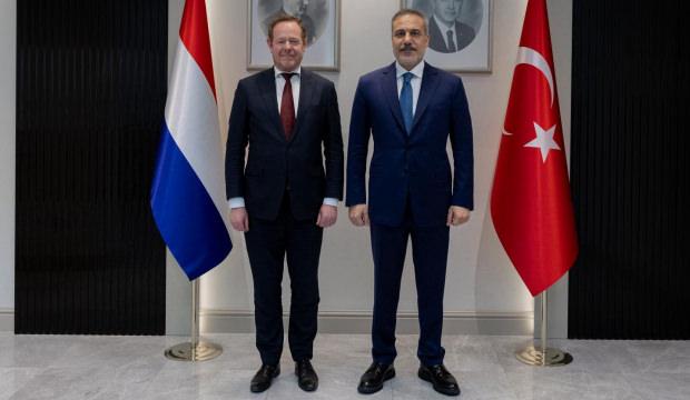 Bakan Fidan, Hollandalı mevkidaşı Van Weel ile g&ouml;r&uuml;şt&uuml;