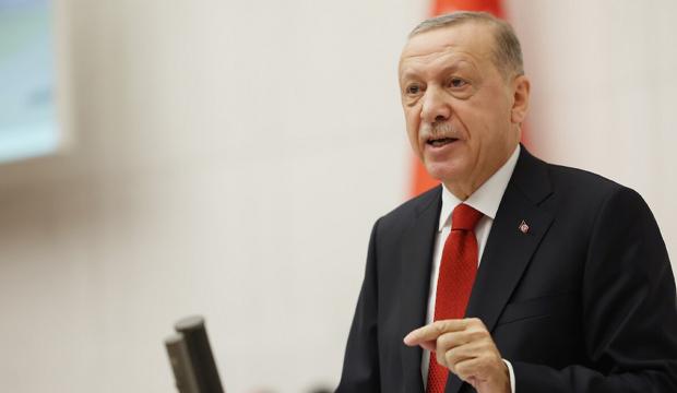 Cumhurbaşkanı Erdoğan'dan &Ouml;zg&uuml;r &Ouml;zel'e tazminat davası