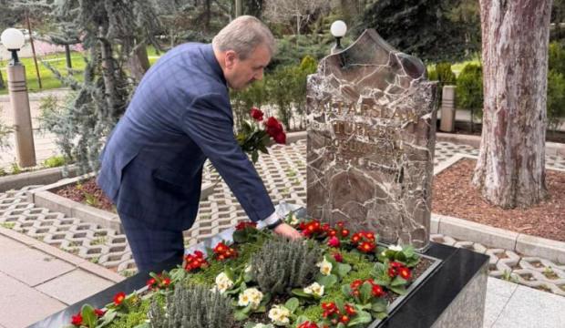 Destici'den Alparslan T&uuml;rkeş mesajı