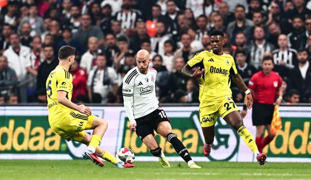 Fenerbah&ccedil;e - Beşiktaş! İlk 11'ler