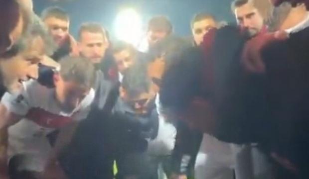 Kaptan Hakan &Ccedil;alhanoğlu'ndan tarihi konuşma