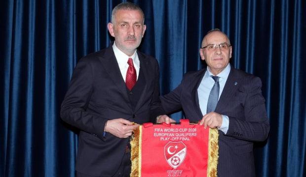 Kosova - T&uuml;rkiye ma&ccedil;ı &ouml;ncesi dostluk yemeği d&uuml;zenlendi