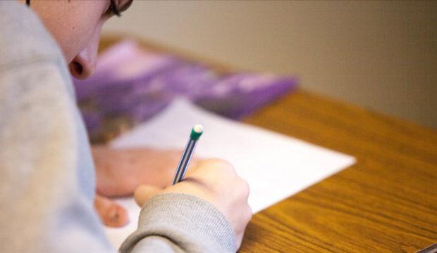 MEB d&uuml;ğmeye bastı! Sınavlarda k&ouml;kl&uuml; değişiklik: 12 ilde uygulama yapıldı