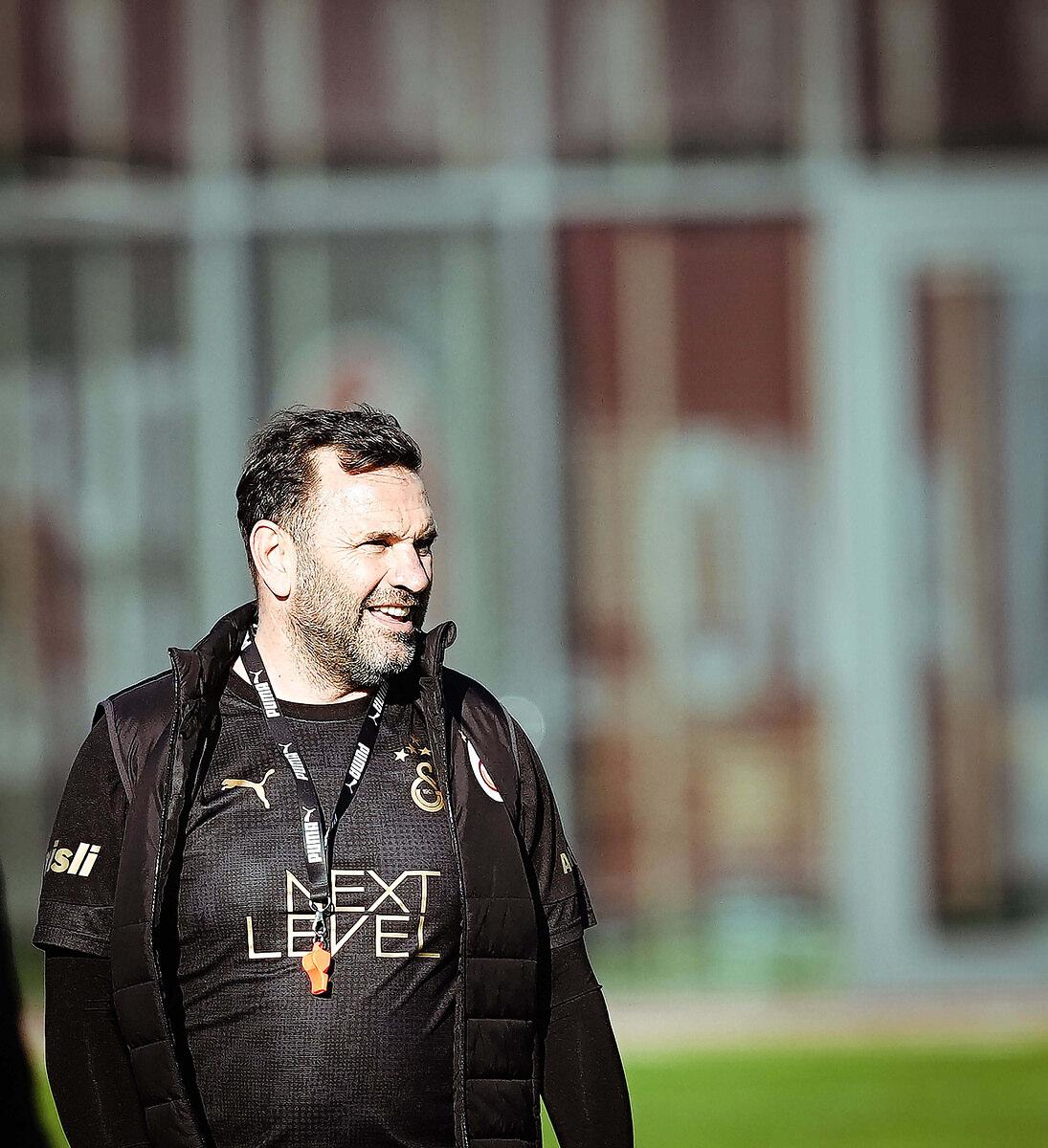 Galatasaray teknik direktörü Okan Buruk