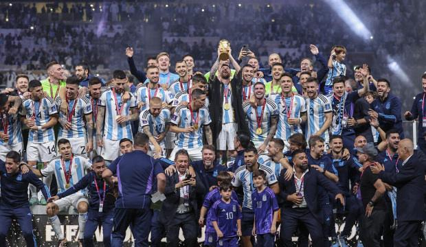 Sergen Yal&ccedil;ın onayladı, ilk g&ouml;r&uuml;şme yapıldı! Kartal Arjantin'in kalbini istiyor