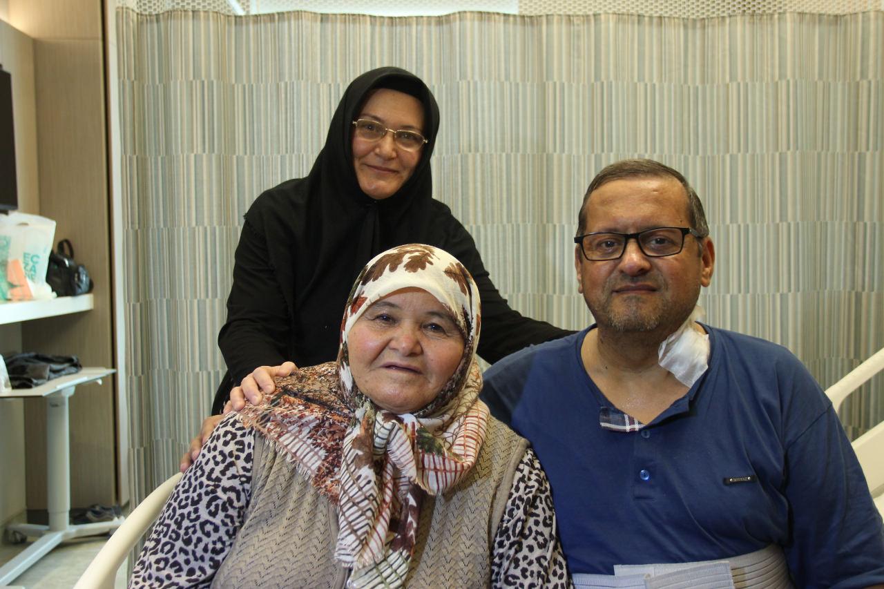 Nurşen Ardil (51), annesi Fatma Solmaz (71) ve eşi Şeref Ardil (55)