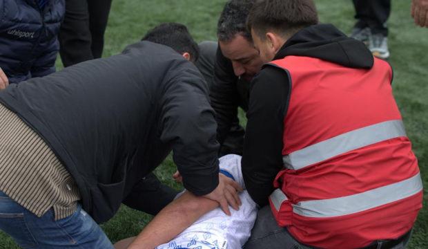 Son karar TFF'nin! 16 yaşındaki futbolcu sahada yere yığıldı, final ma&ccedil;ı yarıda kaldı