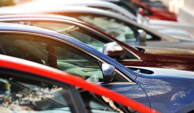 T&uuml;rkiye'nin en ucuz 10 otomobili belli oldu! 1,3 milyon TL altında sadece o 2 model kaldı