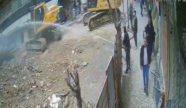 Zeytinburnu'nda inşaattan beton par&ccedil;ası d&uuml;şt&uuml;; 6 yaşındaki &ccedil;ocuk &ouml;ld&uuml;