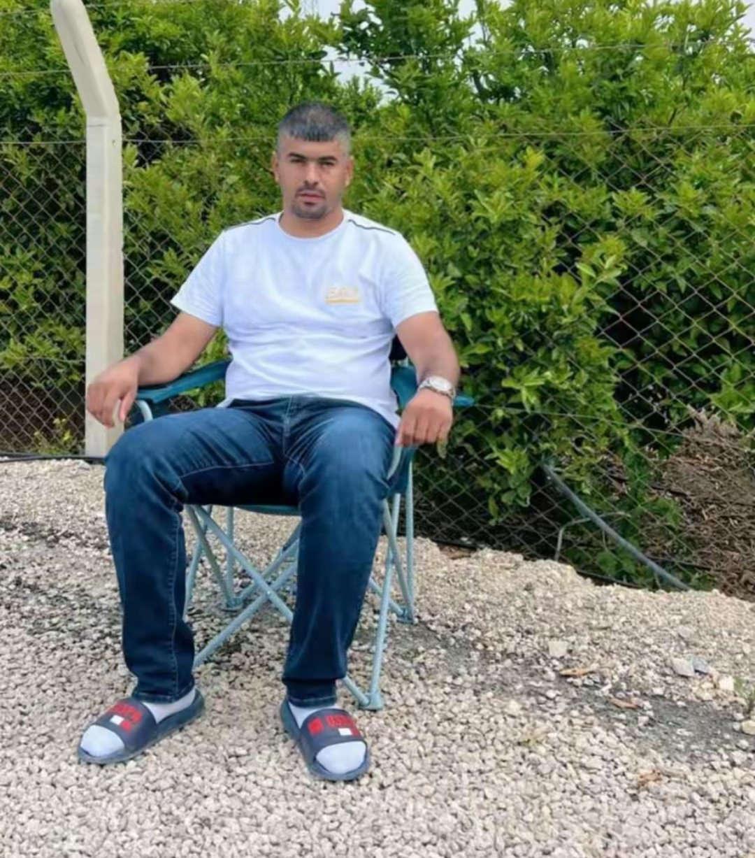 Mehmet Bülün (32) sokak ortasında öldürüldü.