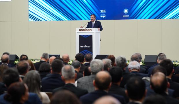 Savunmada 100 milyar dolarlık dev portf&ouml;y! Cevdet Yılmaz rakamları a&ccedil;ıkladı