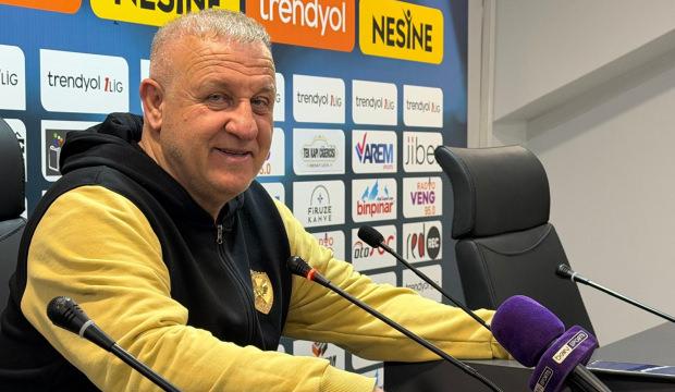 Mesut Bakkal: İnşallah hep beraber S&uuml;per Lig&rsquo;e &ccedil;ıkacağız