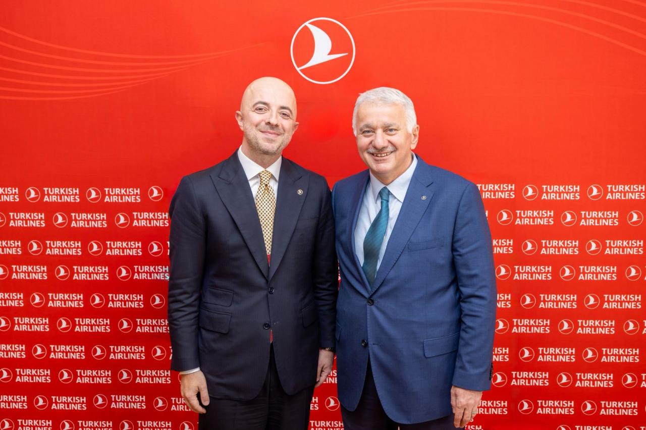 Ahmet Olmuştur ve Bilal Ekşi