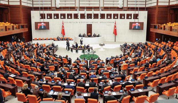 Doğum izni uzuyor, sosyal medyaya 15 yaş sınırı geliyor