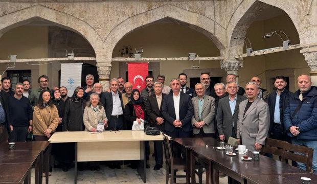 Anadolu&rsquo;dan Yazanlar Programına yazar Ahmet Sezgin konuk oldu