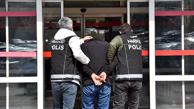 2 şüpheli yakalandı. 