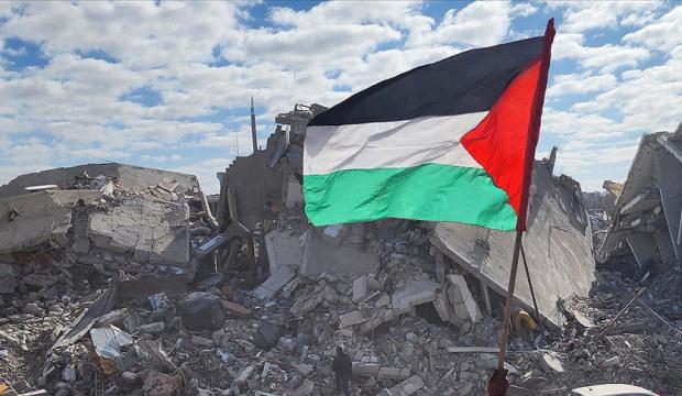 Ateşkesin g&ouml;lgesinde &ouml;l&uuml;m: Gazze'de 72 bin 328 şehit!