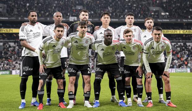 Beşiktaş'ta k&ouml;t&uuml; haber! Cezalı duruma d&uuml;şt&uuml;