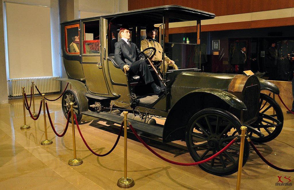 Mahmut Şevket Paşa'nın suikasta uğradı araç, Harbiye Askeri Müzede sergileniyor