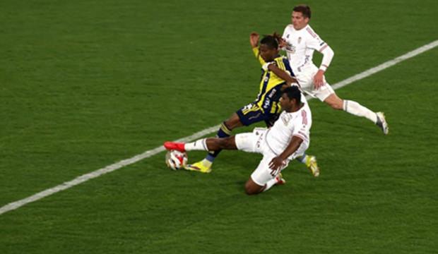 Fenerbah&ccedil;e-Beşiktaş ma&ccedil;ındaki penaltı i&ccedil;in IFAB ne diyor? MHK kararı doğru bulmuştu