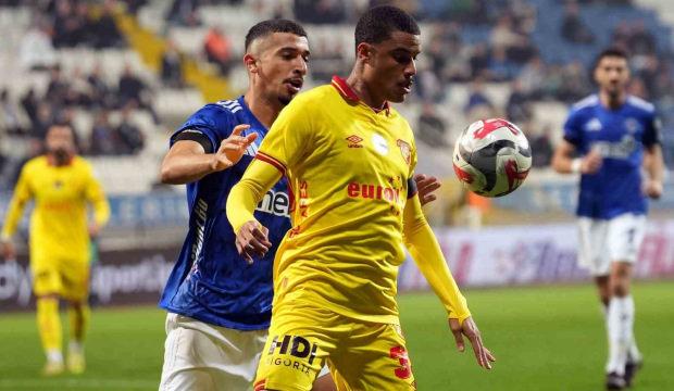 S&uuml;per Lig'de g&uuml;n&uuml;n ikinci kapışması: G&ouml;ztepe - Kasımpaşa! CANLI