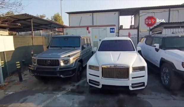 G&uuml;mr&uuml;kler Muhafaza ekipleri 233 ka&ccedil;ak l&uuml;ks araca el koydu! Piyasa değeri  dudak u&ccedil;uklattı