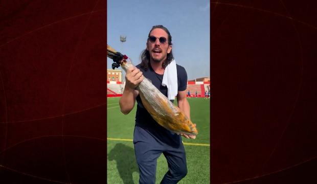 İspanya'da skandal! Kul&uuml;p başkanı M&uuml;sl&uuml;man oyuncuları domuz etiyle kovaladı