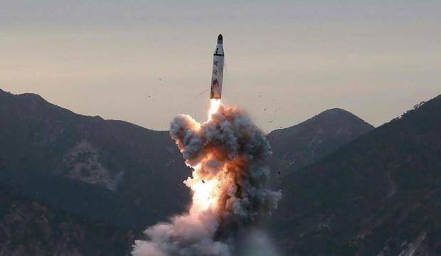 Kuzey Kore, Doğu Denizi istikametine &ccedil;ok sayıda f&uuml;ze fırlattı