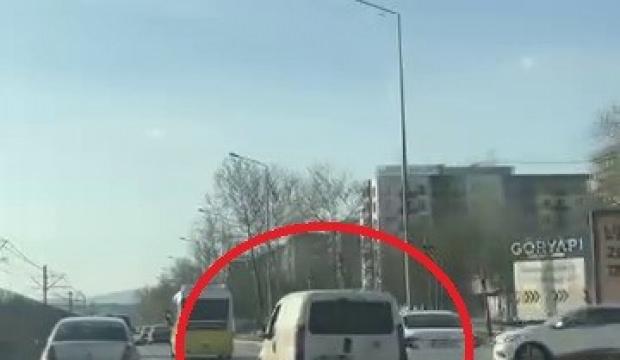 Peş peşe makas atan maganda herkesi korkuttu