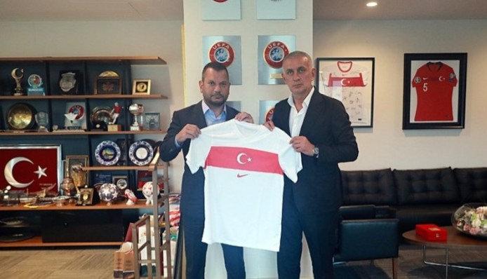 Trabzonspor ve Kulüpler Birliği Başkanı Ertuğrul Doğan ile TFF Başkanı İbrahim Hacıosmanoğlu