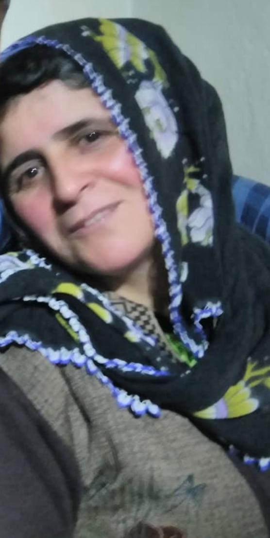 3 çocuk annesi Sultan Öz (55)