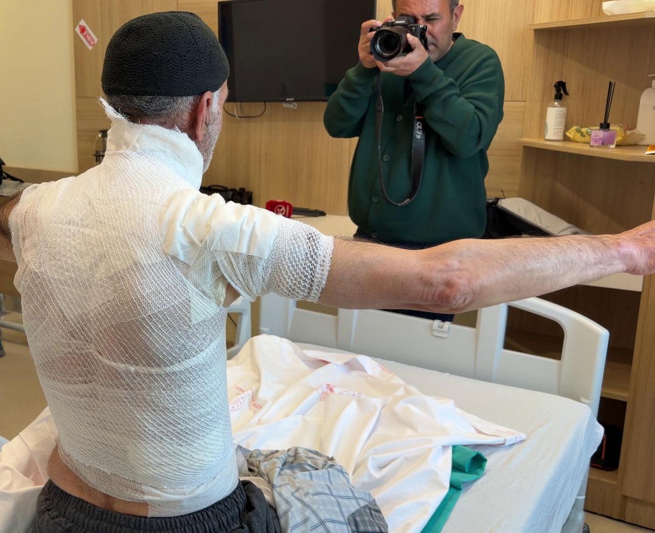 Abdullah Durmaz'ın (76) vücudunda ikinci derece yanıklar oluştu. 