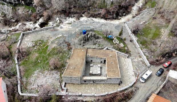 Hakkari'de tarih yeniden canlandı: 466 yıllık Zeynel Bey Medresesi restore edildi
