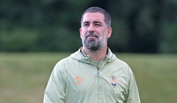 Arda Turan tarihe ge&ccedil;ti! İlk T&uuml;rk teknik direkt&ouml;r oldu