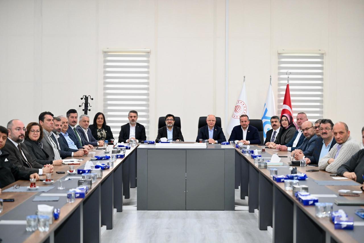 Hem hızlı tren hem yeni metro! Dev yatırımda sona gelindi!