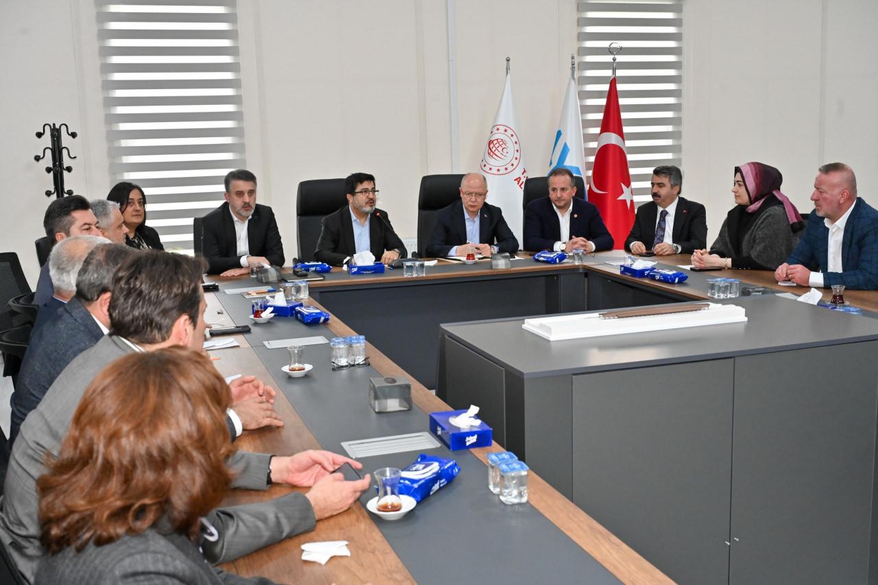 Hem hızlı tren hem yeni metro! Dev yatırımda sona gelindi!