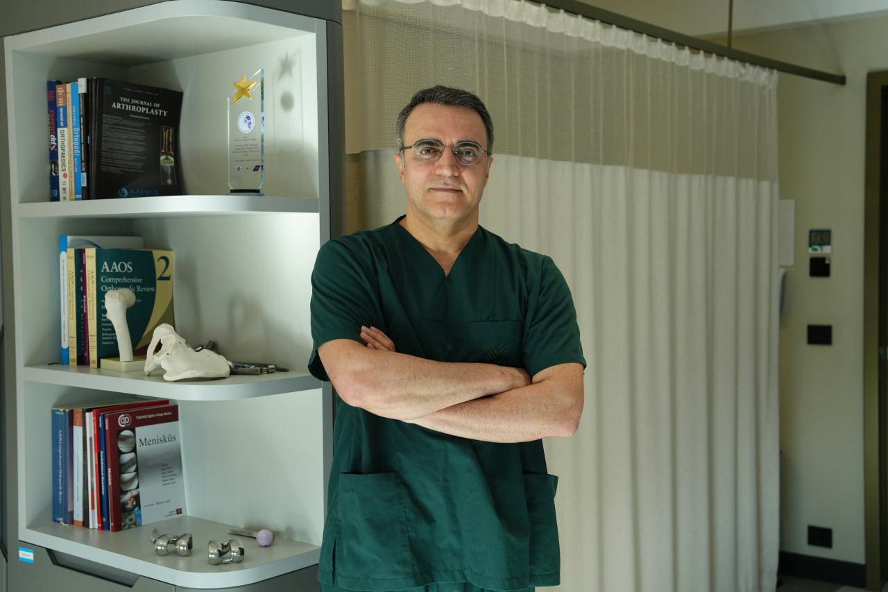 Medipol Sağlık Grubu’ndan Prof. Dr. İbrahim Azboy