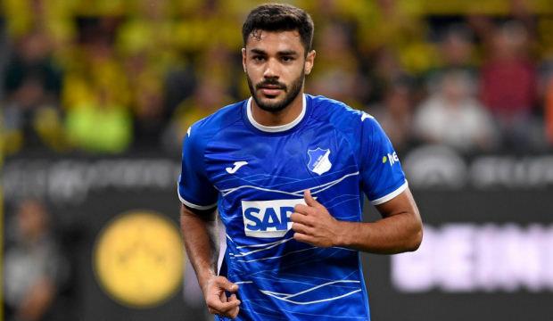 Ozan Kabak imzayı attı!