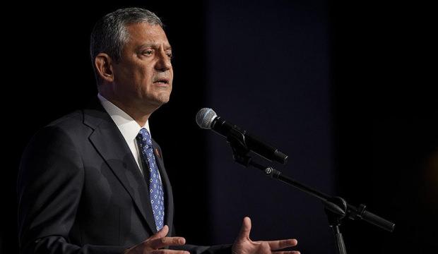 &Ouml;zg&uuml;r &Ouml;zel 'yetkisi yok' demişti! İmza ortaya &ccedil;ıktı