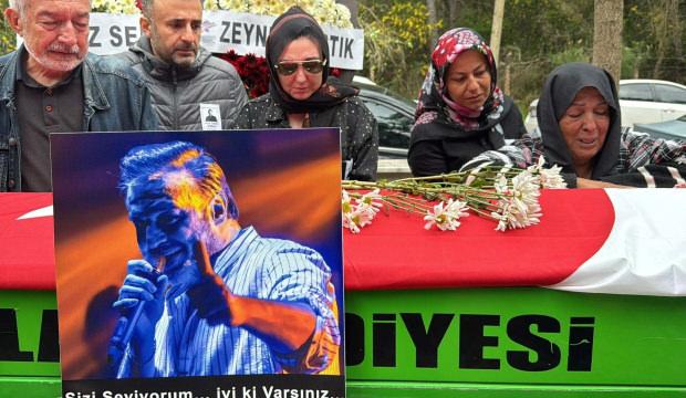 Rıza Tamer, son yolculuğuna gitarıyla uğurlandı